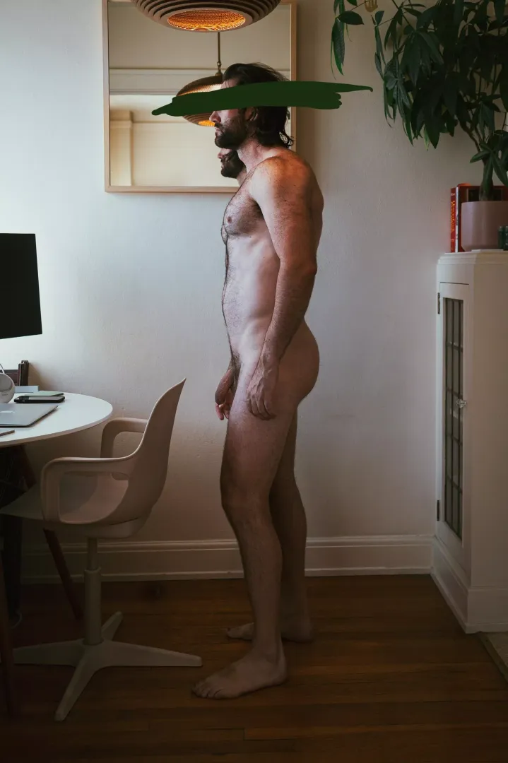 Am I appreciated as the naked neighbor or is it too much?
