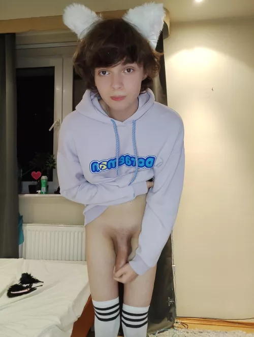am i cute? 🥺