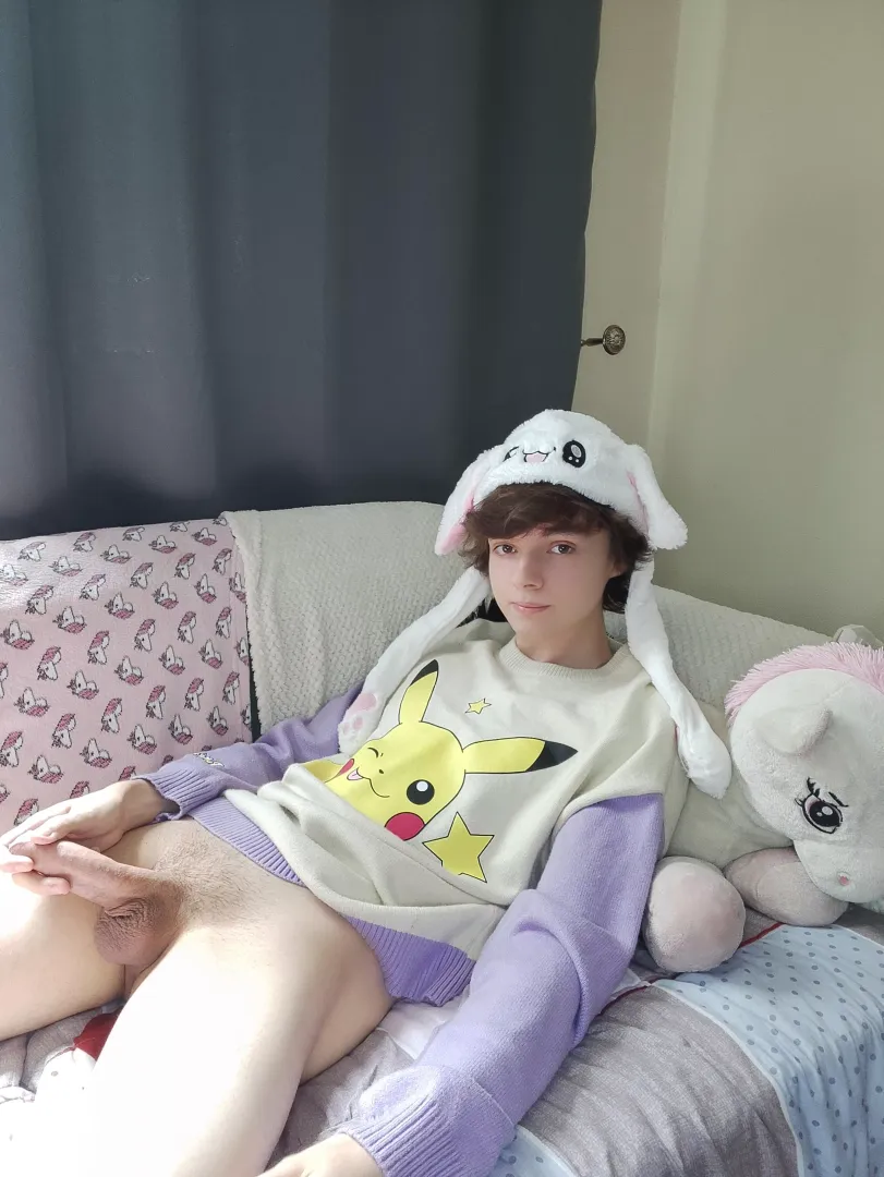am i cute? 🥺