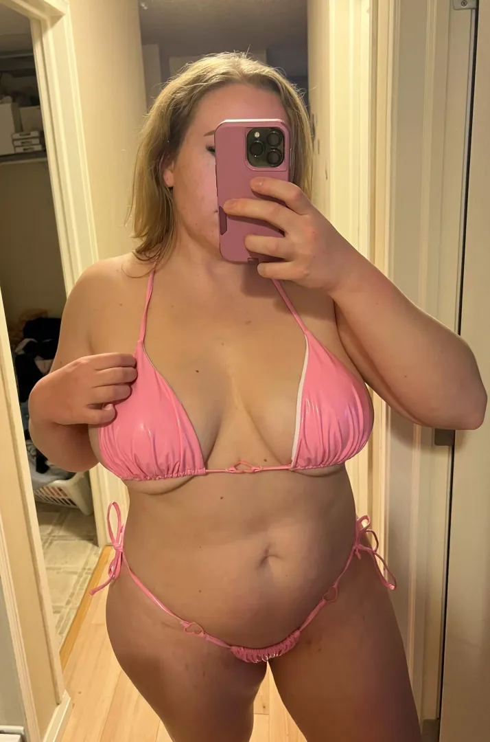 Am I cute for a mommy?