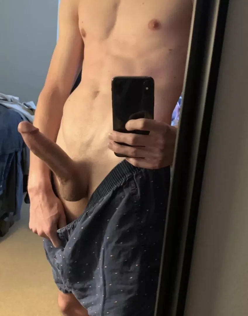 Am I massive? 🍼