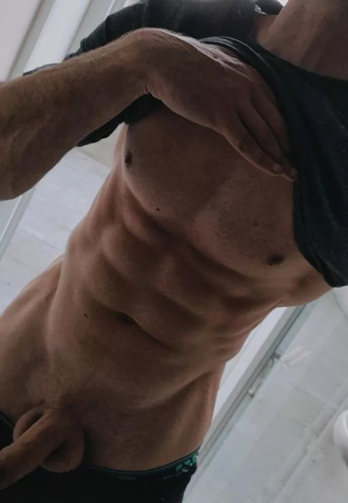 Am i the only one who is always horny ? Have a wonderfull day!