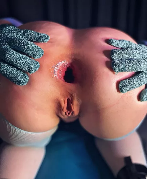 Amateur gape star
