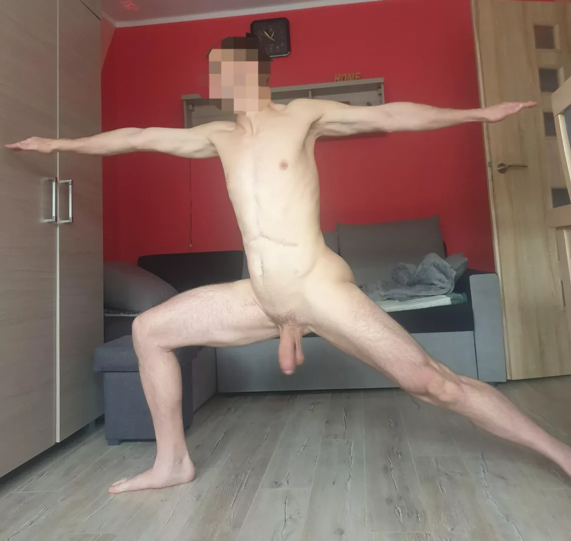 Amateur warrior pose😅 greetings naked jogis