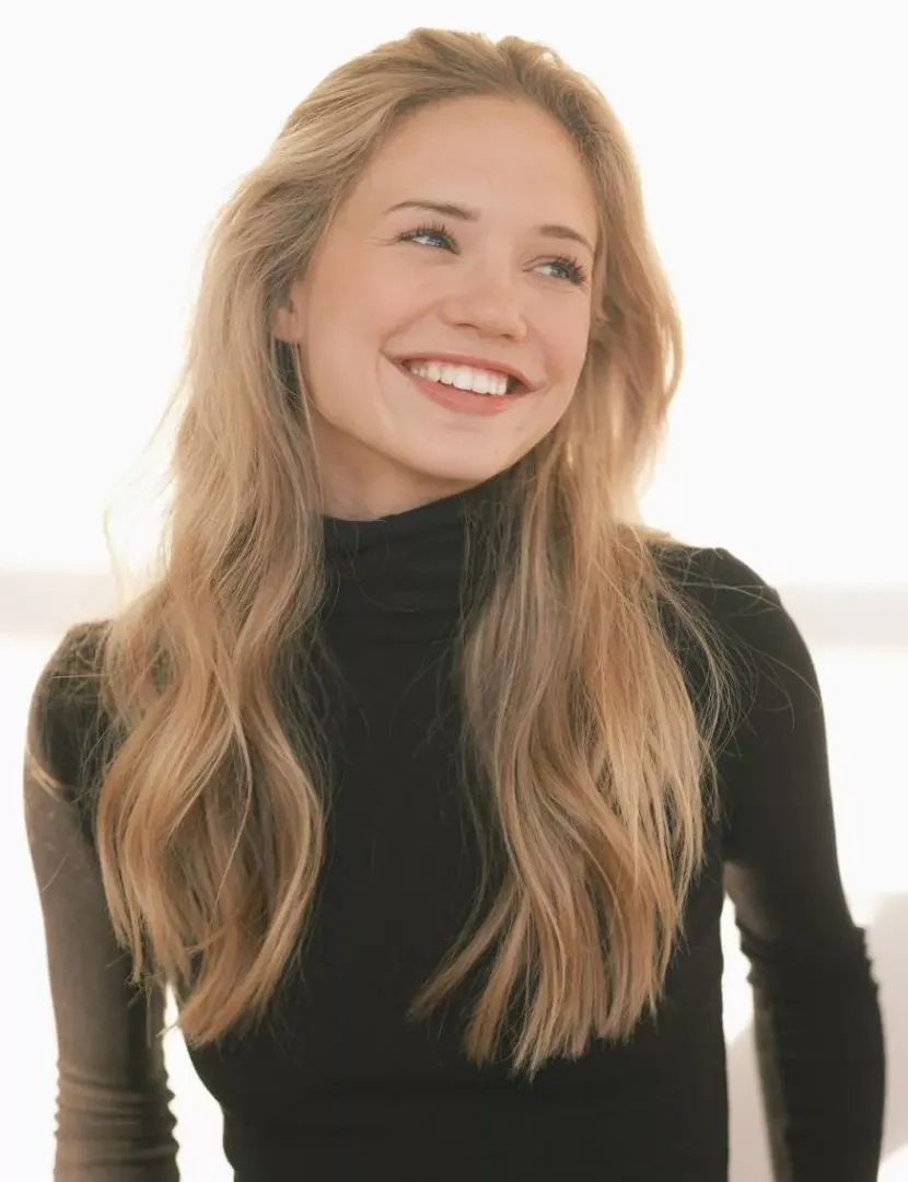 Amber Black