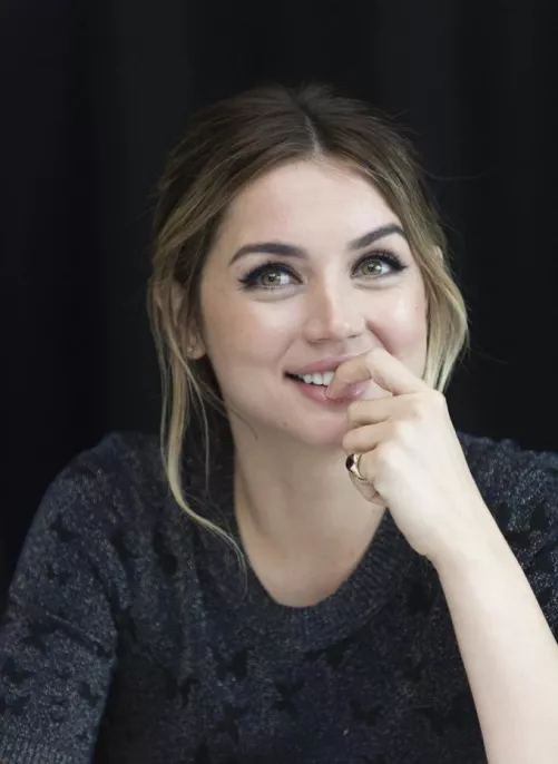 Ana de Armas.