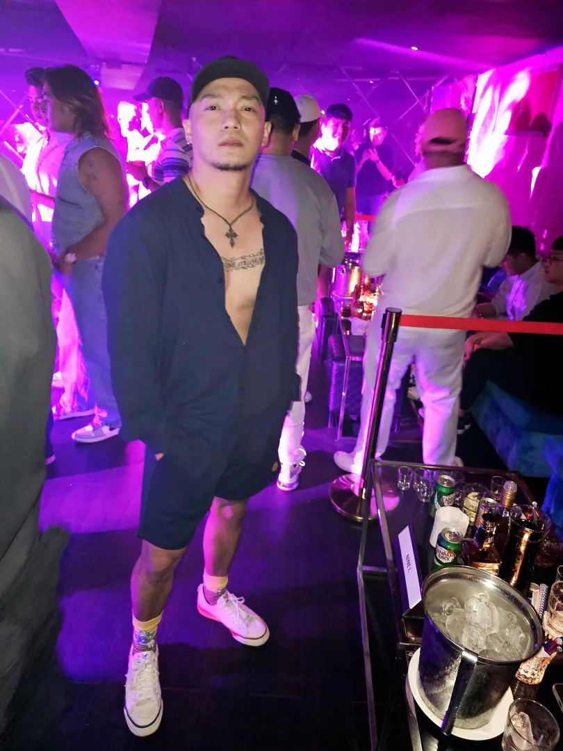 And it was Katy Perry night at the club! 💚