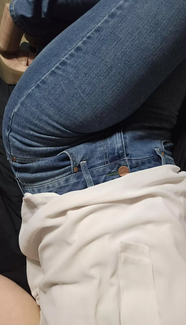 And they say you can't lounge in jeans 