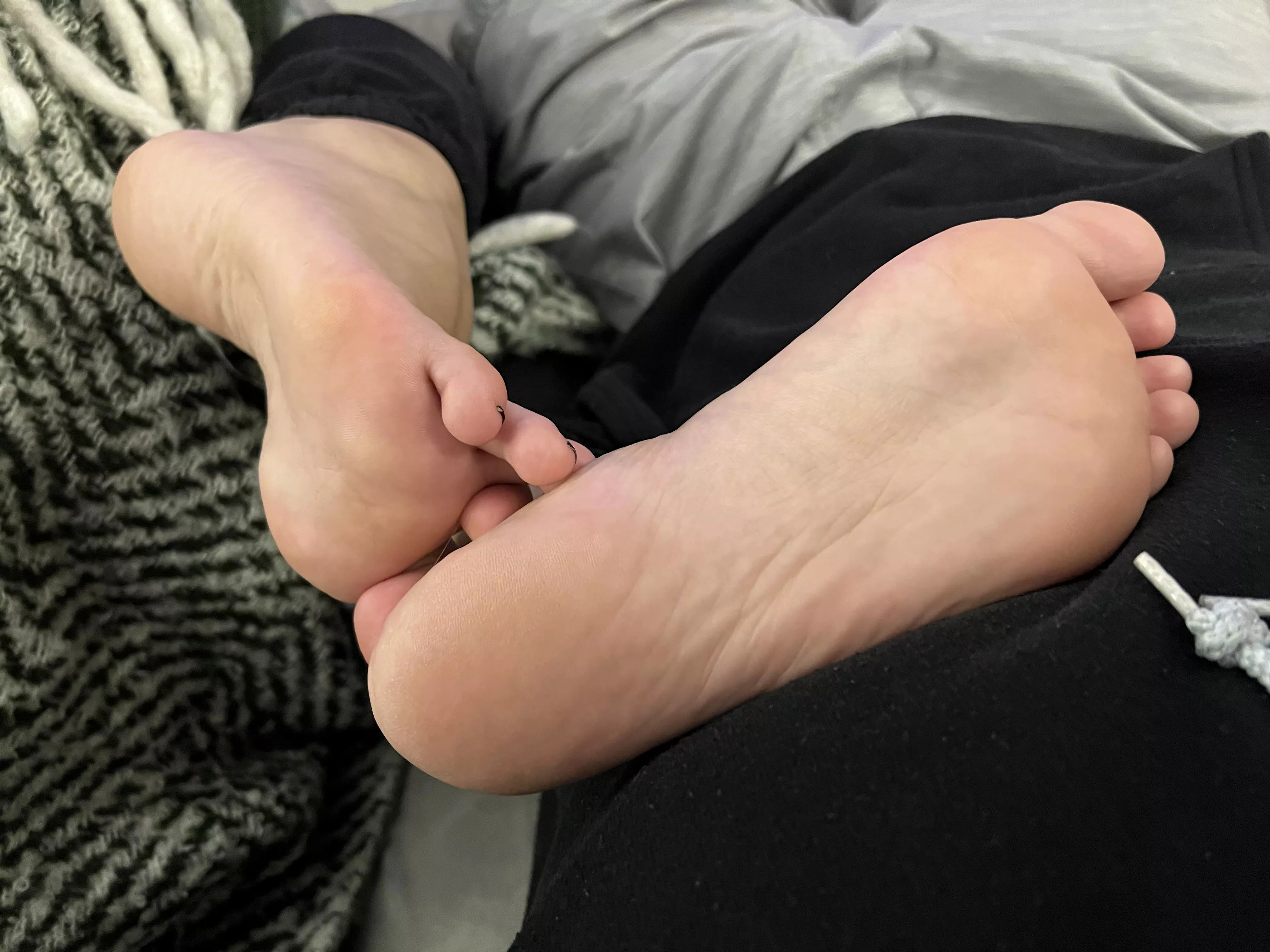 And yet another footjob from this