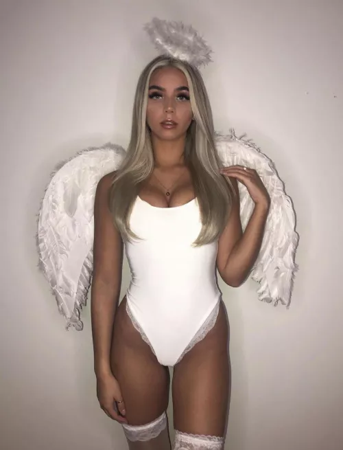 Angel Molly Romeo