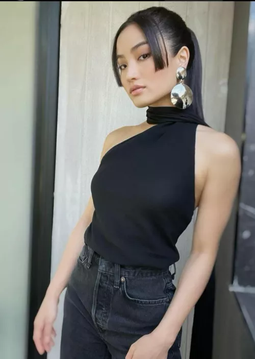 Anna Sawai