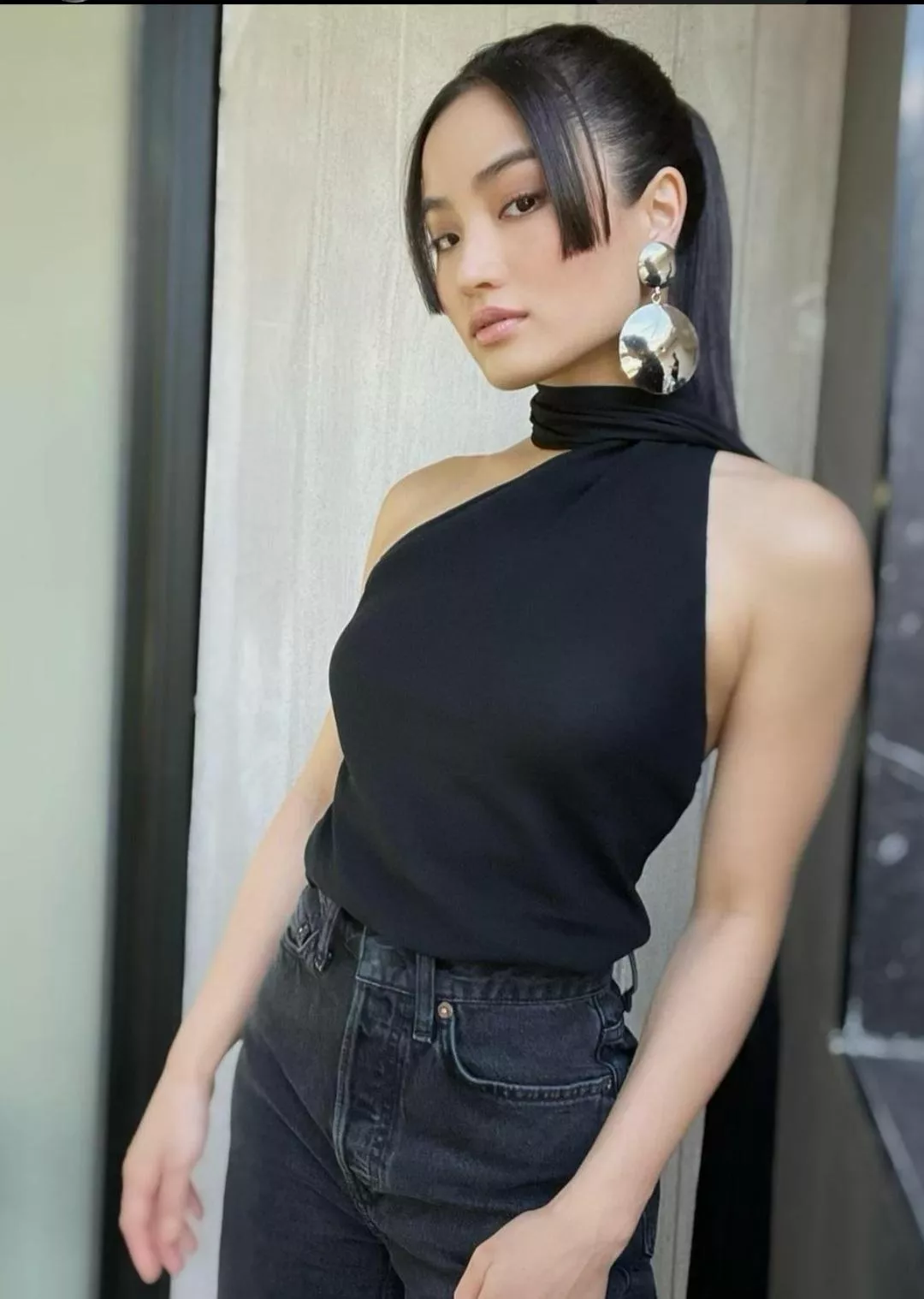Anna Sawai