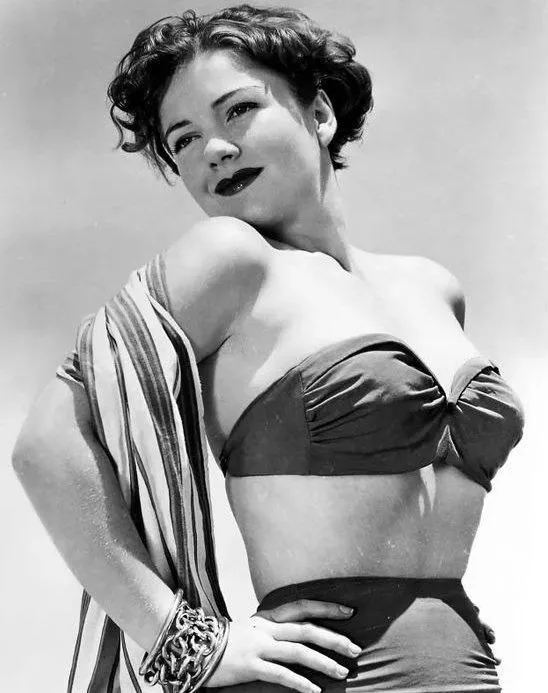 Anne Baxter (1940s)