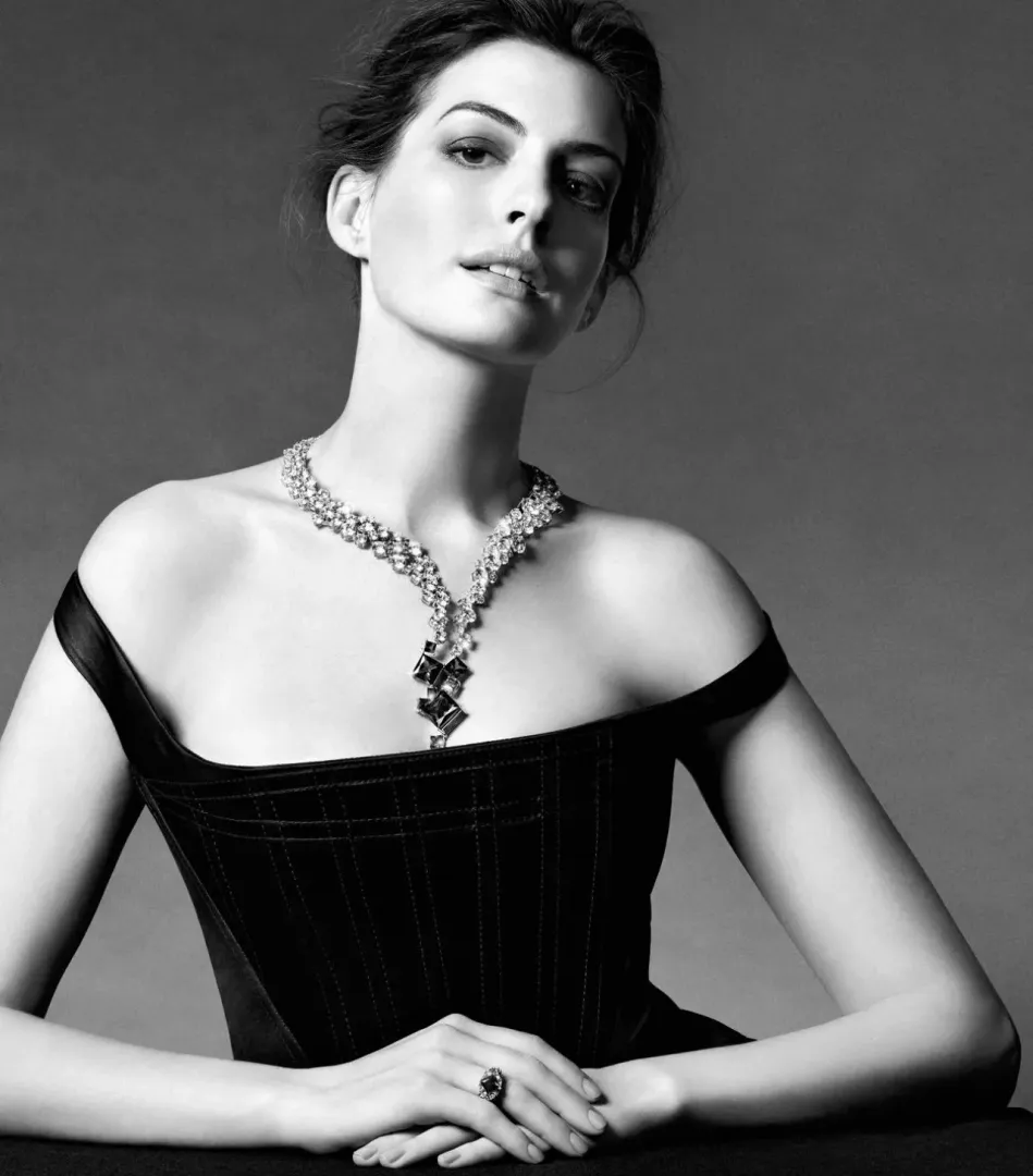 Anne Hathaway