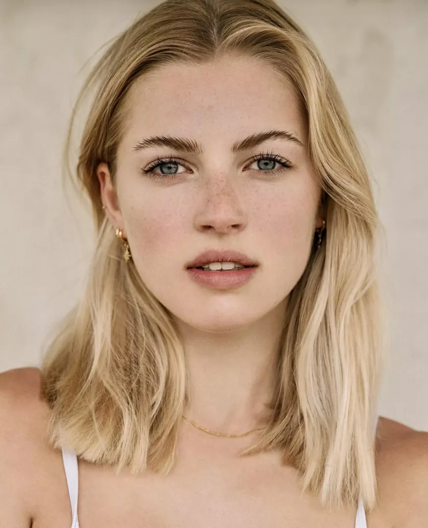 Annie Knowles