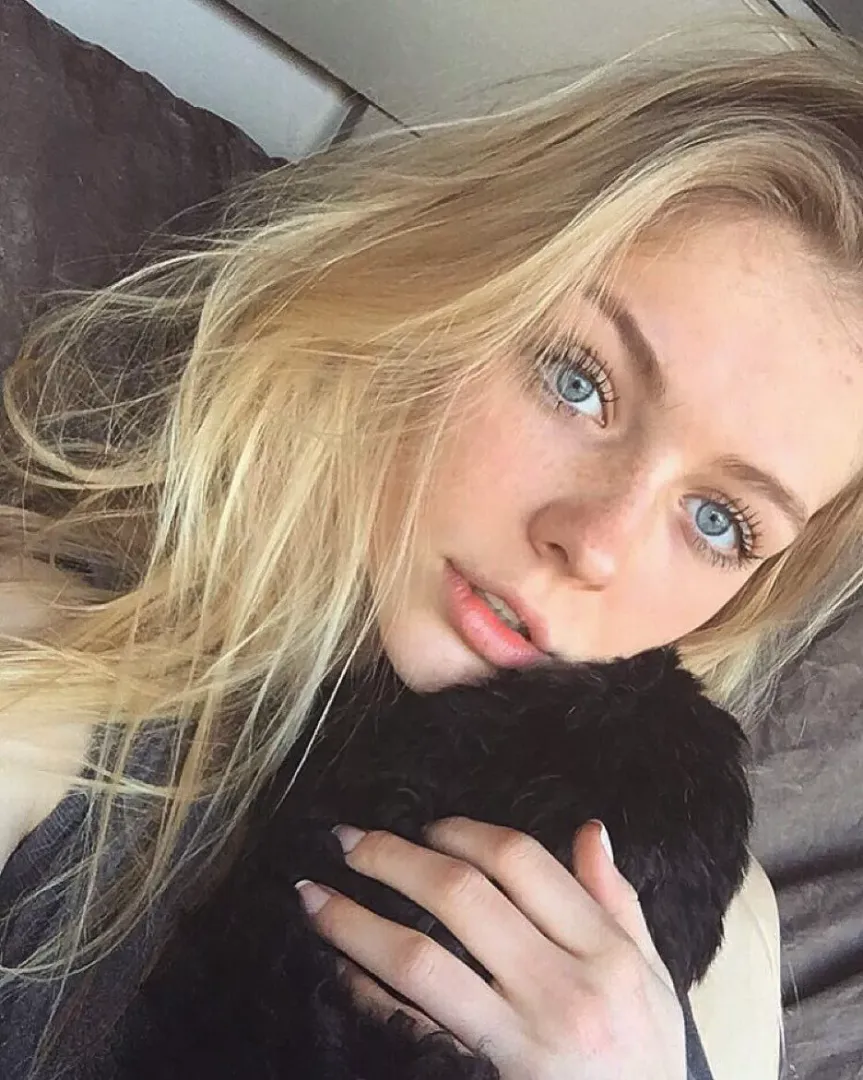 Annika Boron