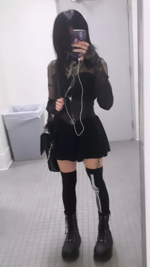 Another favorite outfit of mine ^^