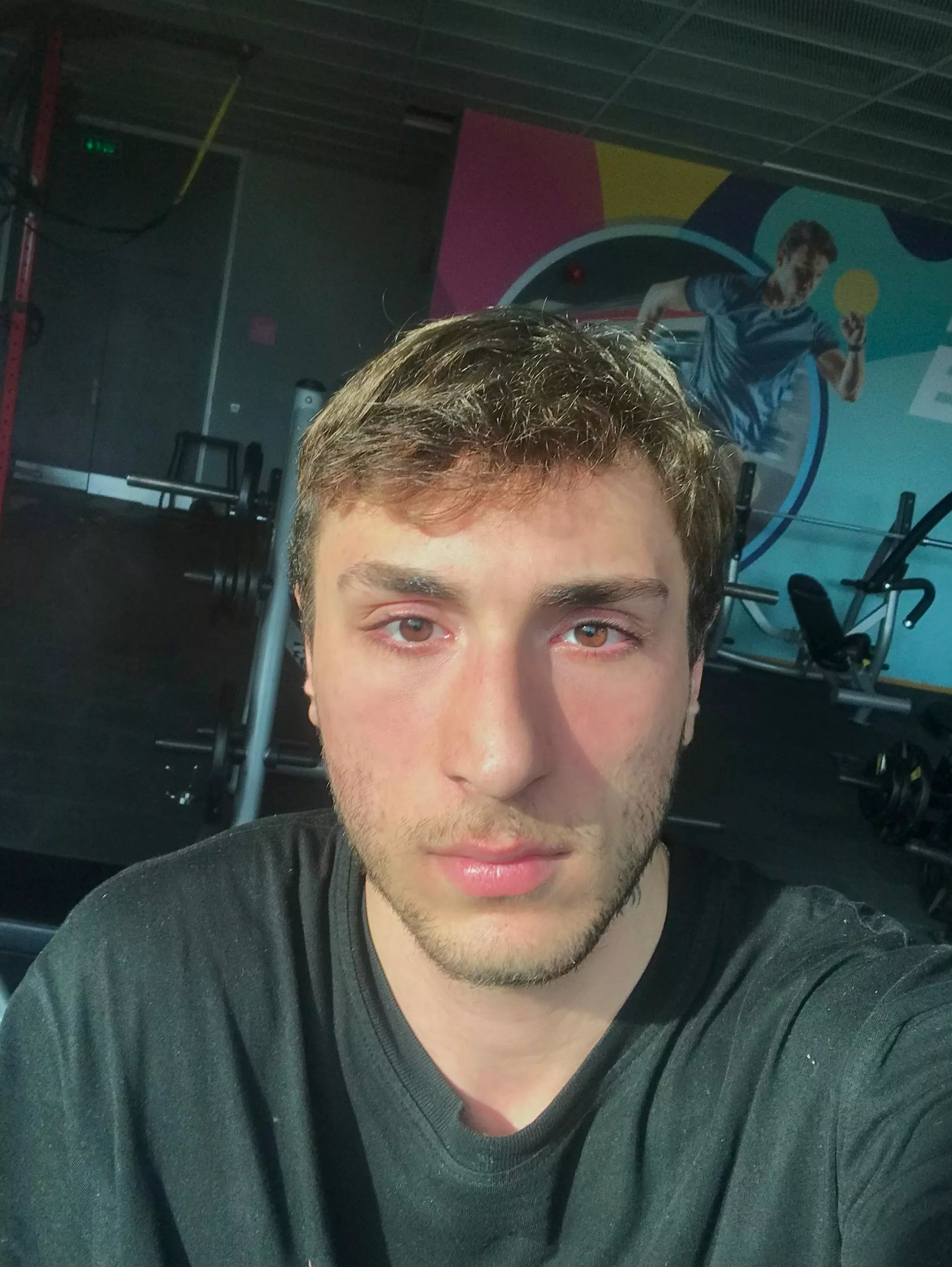 Another workout,another gym selfie 🙃