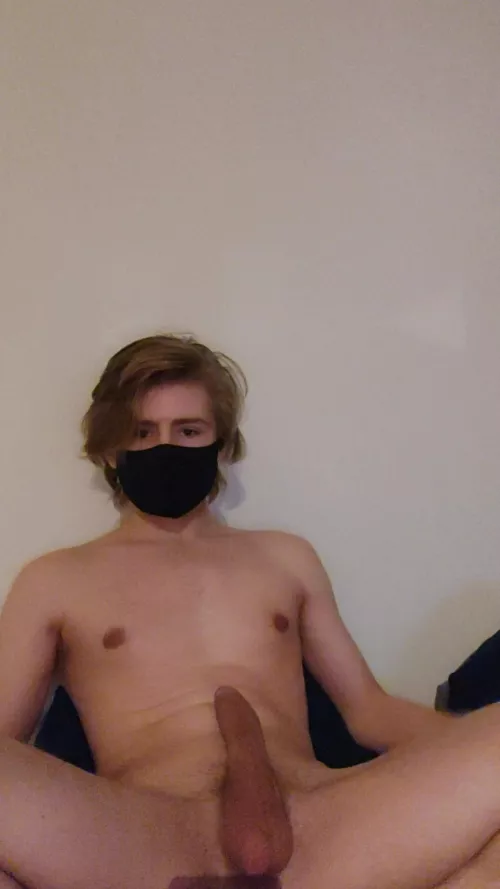 Any asian girls tired of tiny asian dick :)