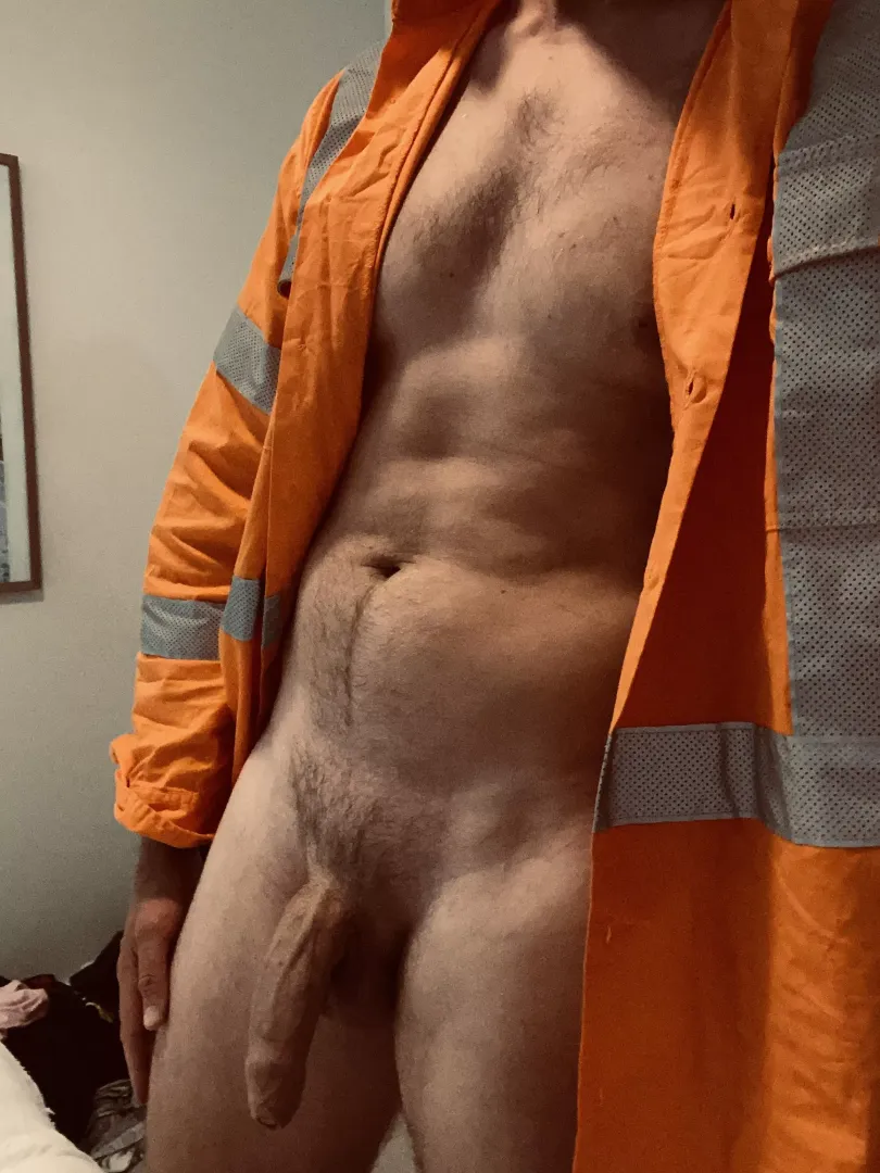 Any fans of Aussie tradies?