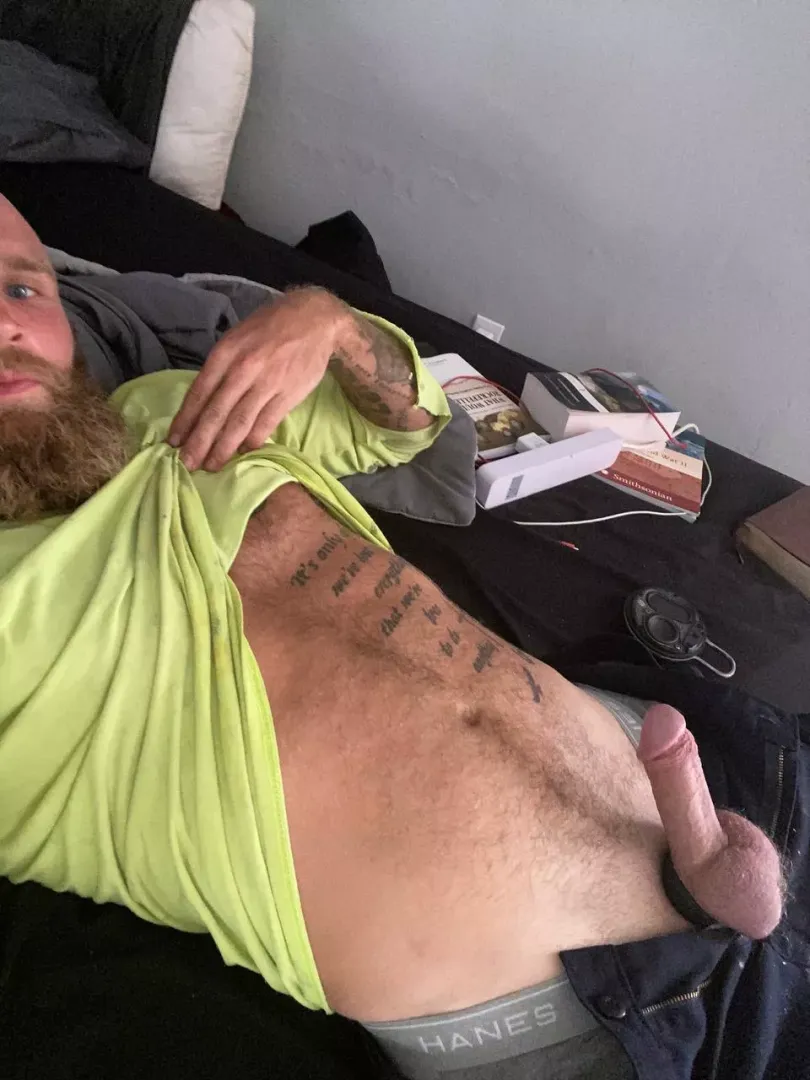 Any gaymers wanna hop on my huge joystick?