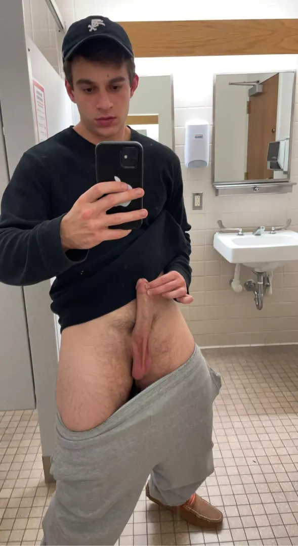 Any ladies need a bwc in their ass?
