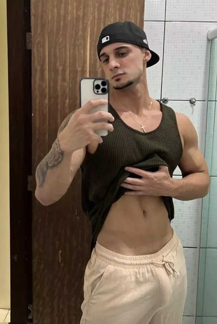 any love for latinos in here?