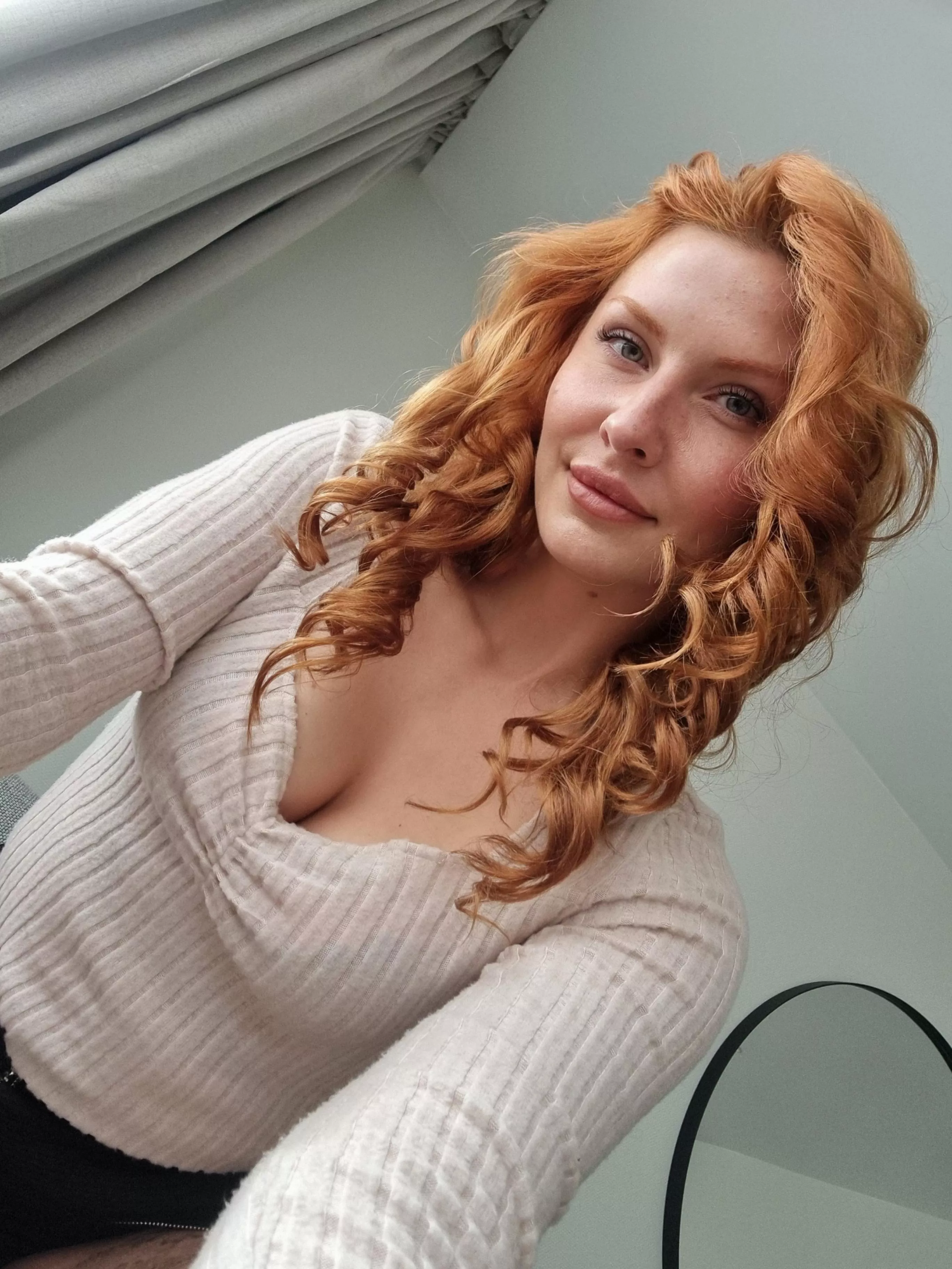 Any older man into matured redheads here? (F54)