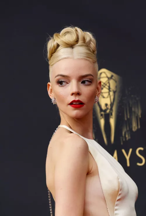 Anya Taylor-Joy