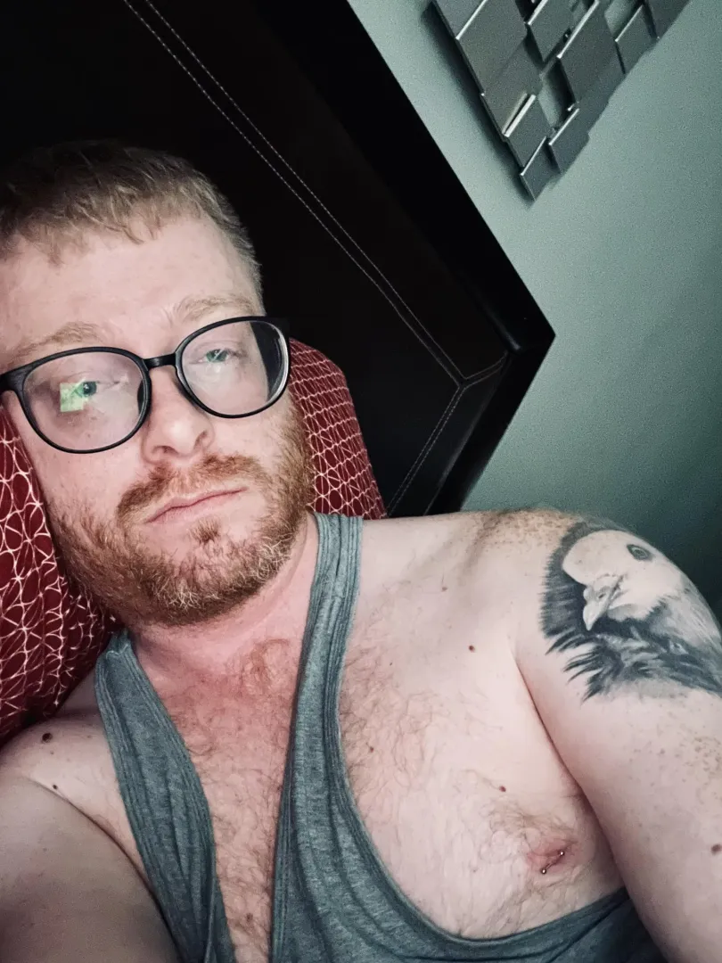 Anybody want to do some Tera raids with me? I’ve been sick with a nasty cough and congestion. Nip slip is for attention.