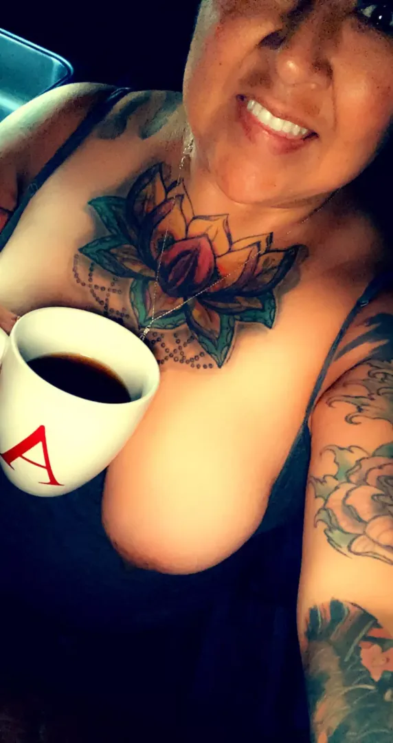 Anyone have any creamer for my 🔥☕️ this morning? I do love heavy cream 🤤👅😉💋🥰