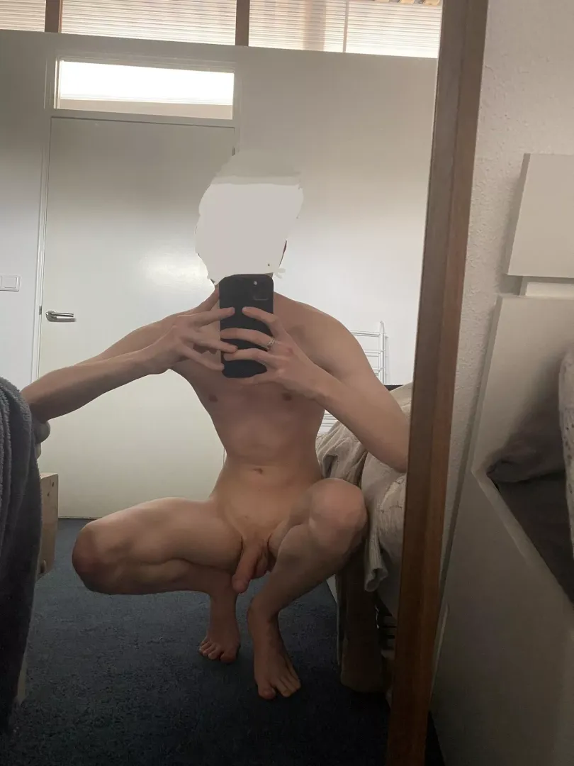Anyone interested in a skinny guy?
