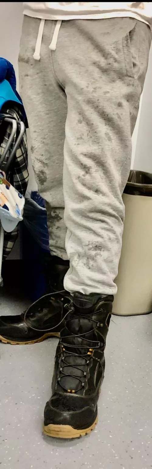 Anyone know the brand/model of these boots? Several years asking but no luck yet.