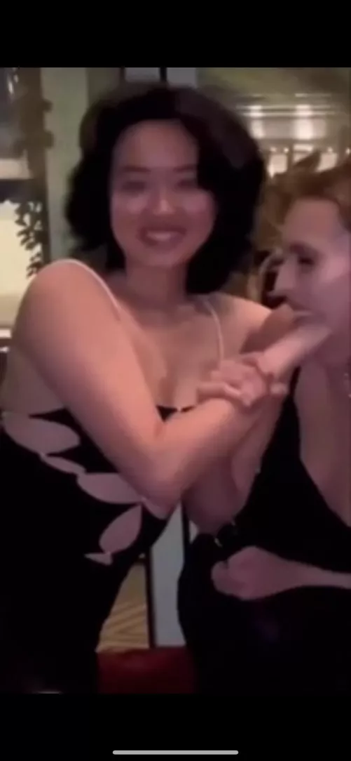 Anyone know who this Asian chick is been looking for a while she type thick