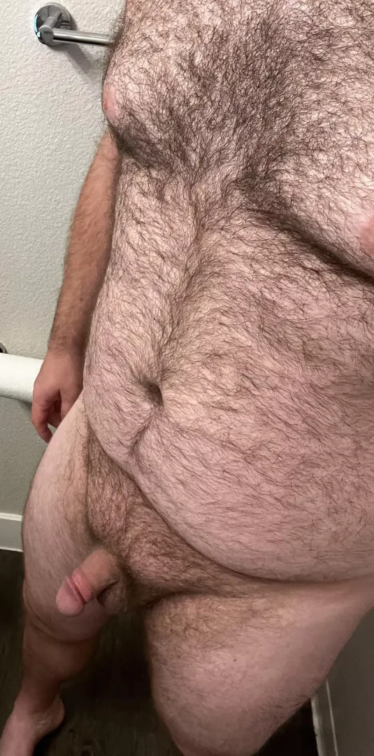 Anyone like a guy in his mid 20’s that’s this insanely hairy?