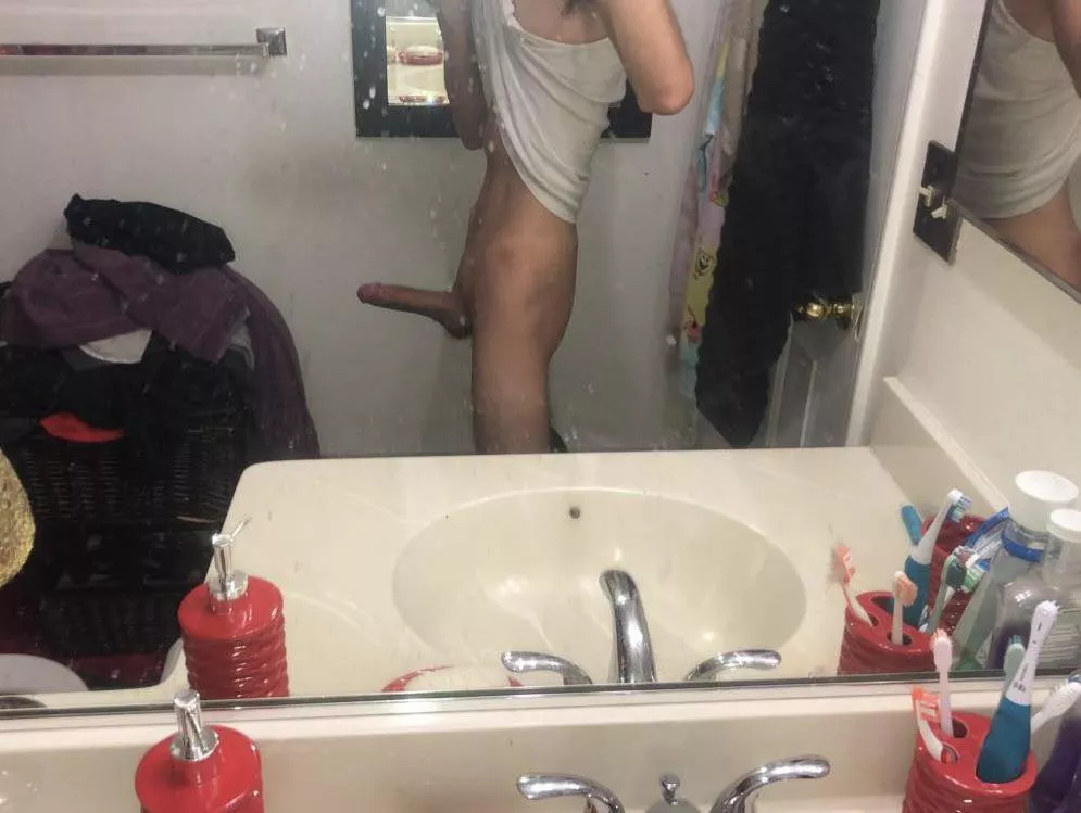 Anyone Like Skinny Dudes?