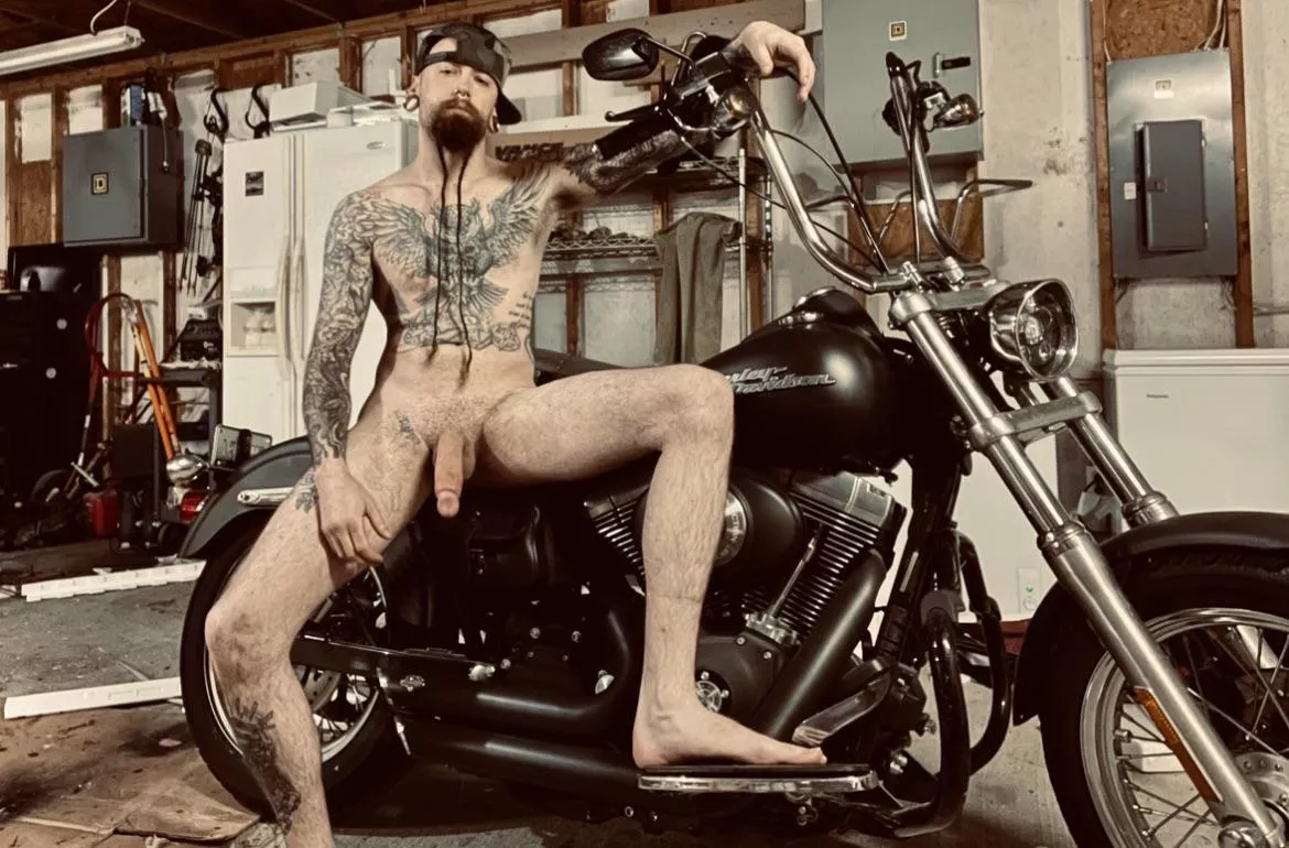 Anyone wana ride