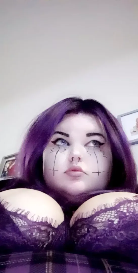 anyone wanna chat ?