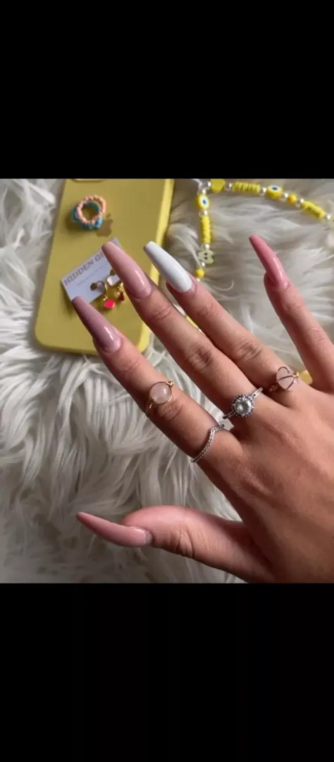anyone wanna dirty talk about nails?