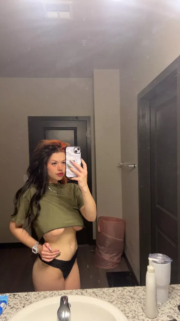 Anyone wanna fu*k me?