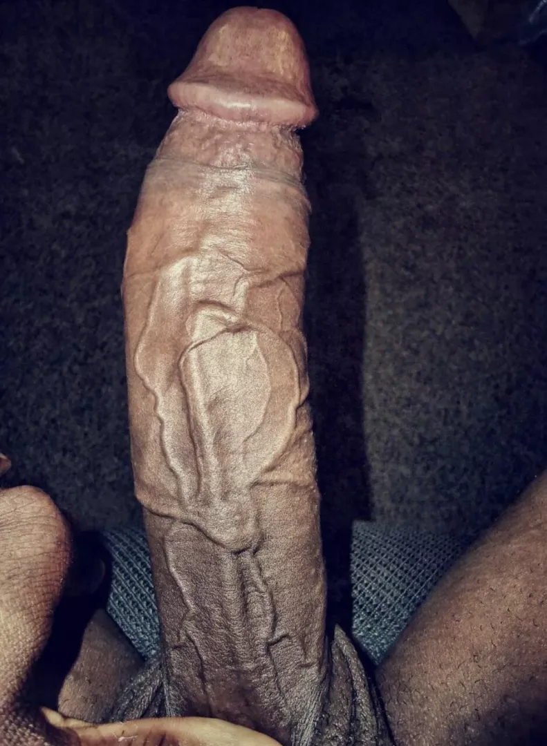 Anyone wanna help me cum?