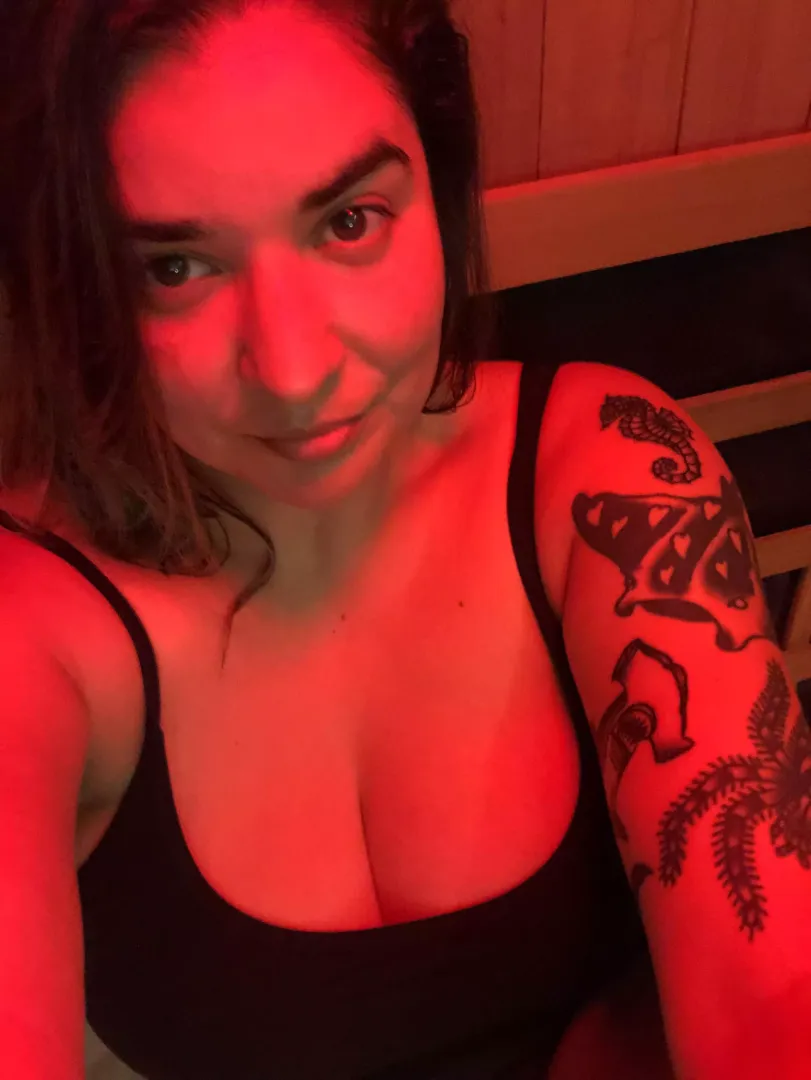 Anyone wanna join me in the sauna? [F]