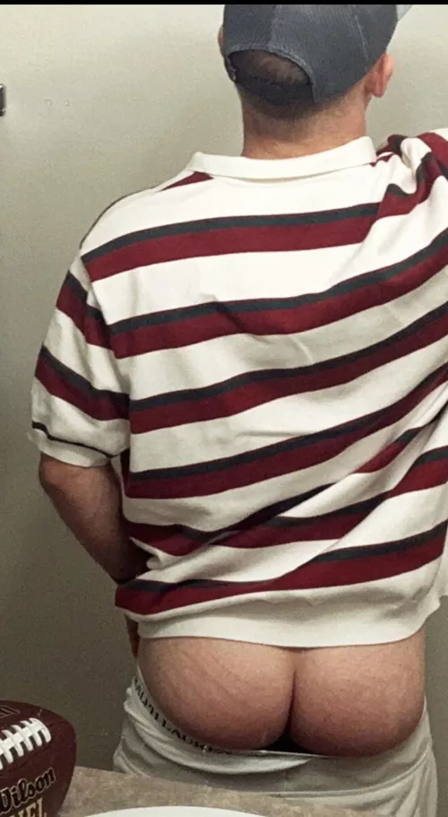 Anyone wanna play football with me?