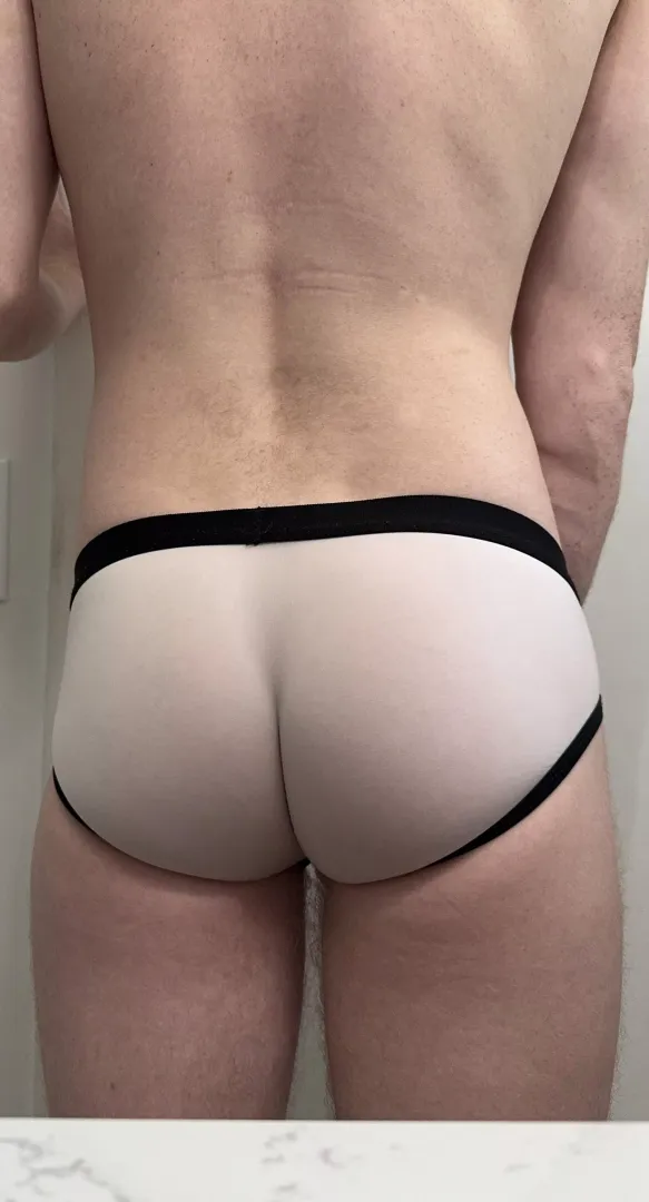 Anyone want cake?
