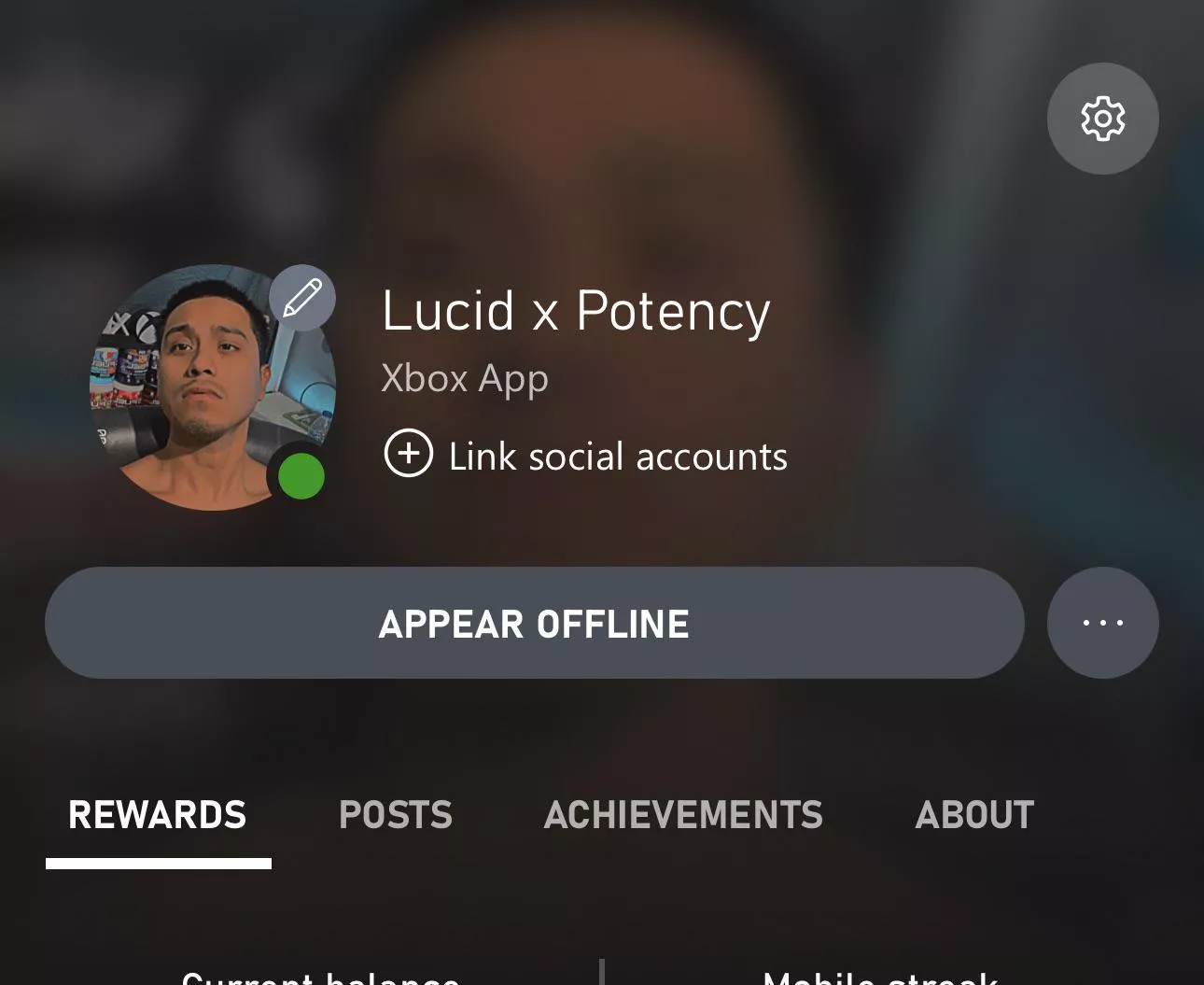 Apex Legend? Hey everyone, I’m jesus 26, from Texas. Pushing to plat currently in gold 3. Needing some chill teammate with great commons and pushes. I main loba, and for the most part I handle my 1v1s. Add me Lucid x Potency.