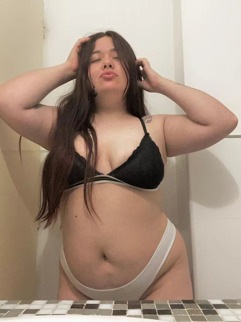Are girls my size still attractive?