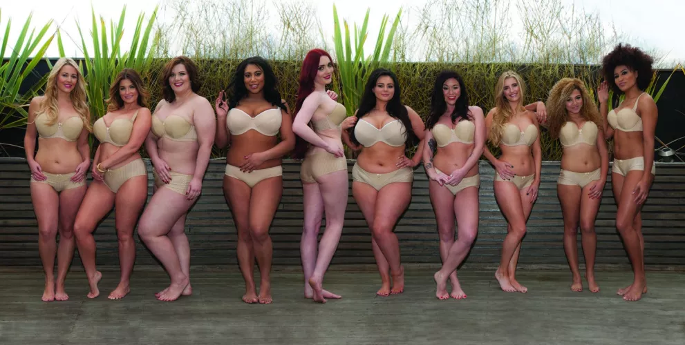Are going to do a photoshoot - the payment ? You get to pick one of the girls to do what ever you want for a night, who do you pick [10]