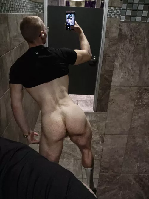 Are jock butts cute too? 