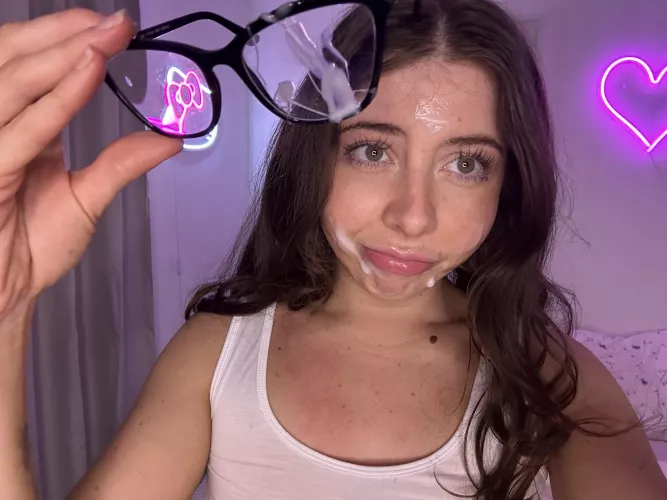 Are nerdy freaky girls hot?