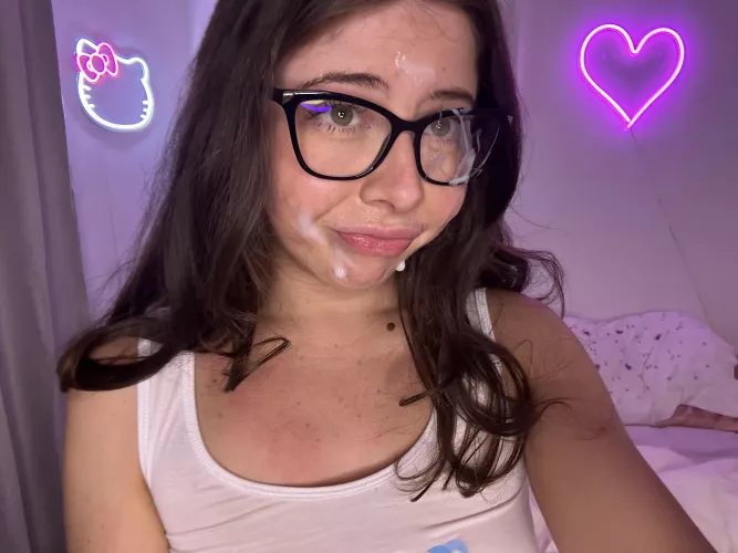 Are nerdy girls hot